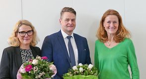 v.l.: Simone Beuck, Dirk Thomsen, Finanzministerin Silke Schneider.