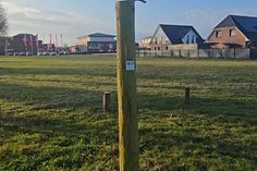 Die derzeit eher unspektakuläre Fläche am Ortseingang soll gemeinsam aufgehübscht werden.