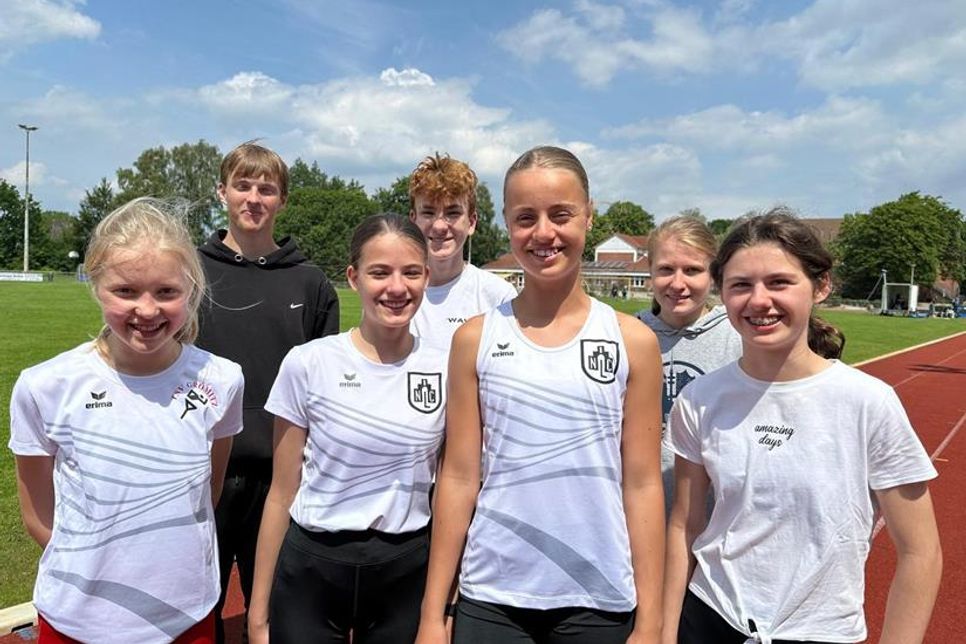 Donata von Ludowig, Kilian Schweigler, Lisa Sömmer, Dennis Begau, Jolina Behnke, Lena Sömmer und Mia Henschen (v. lks.).