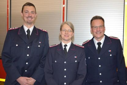 Für 20 Jahre aktiven Dienst wurden Nils Paustian (links), Eike  Gudegast und Dietmar Brückner geehrt.