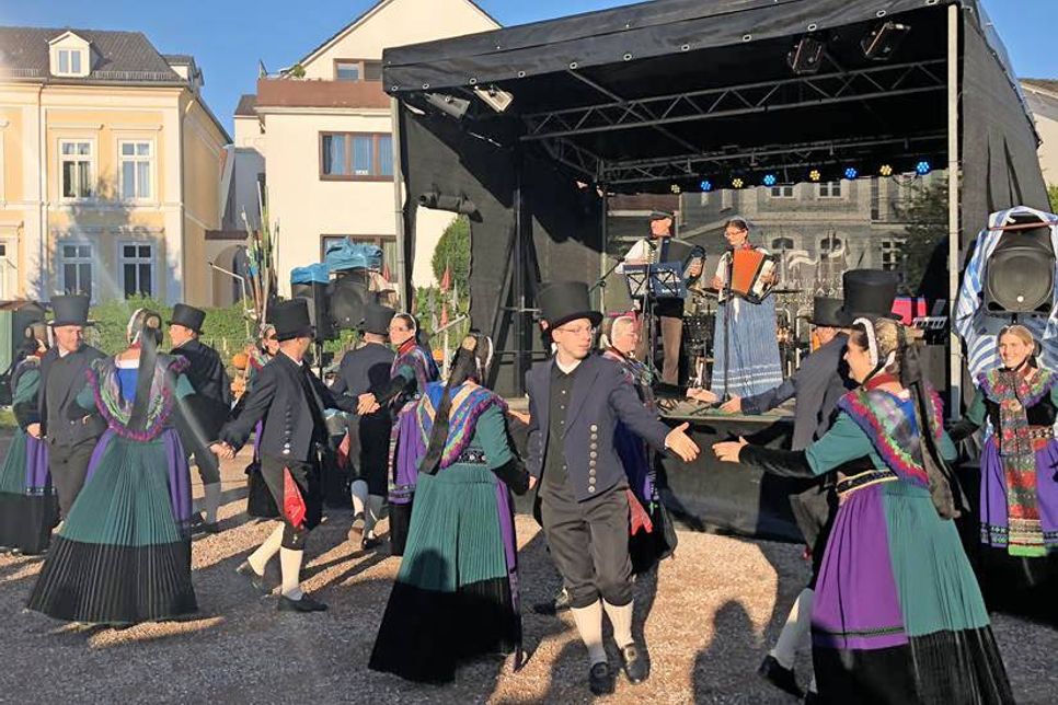De Beekscheepers aus Scheeßel hatten einen fröhlichen Gastauftritt in Neustadt.