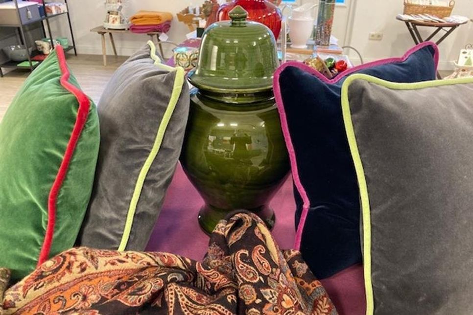 Gutshof Interiors in Schönwalde bietet Inspirationen für Weihnachtsgeschenke.