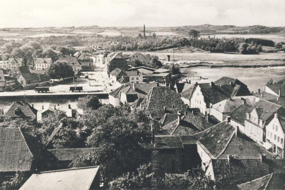 Plakatbild Neustadt von oben.