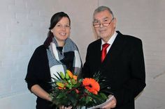Vera Heß, Werkleiterin des Tourismus-Service, dankte dem ehemaligen Kulturamtsleiter Peter Grotz für seine Grußworte zum Jubiläum.
