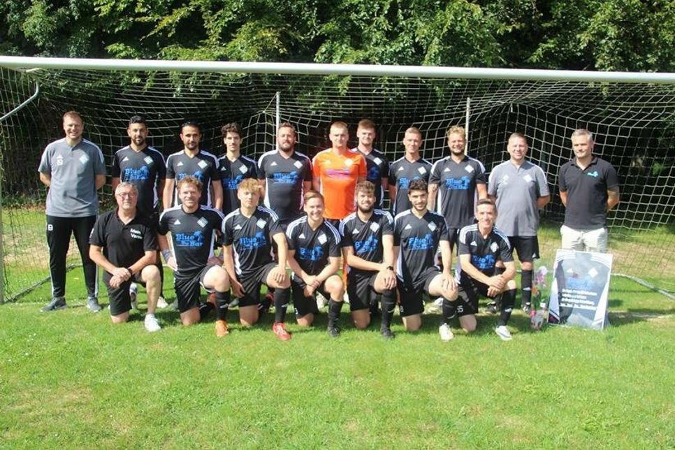 Die Mannschaft vor dem ersten Heimspiel dieser Saison.