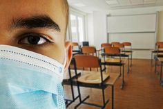Die Maskenpflicht wird nur im Außenbereich aufgehoben.