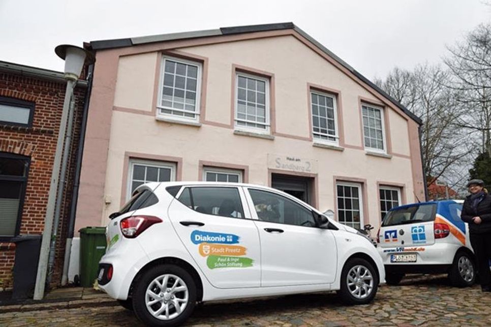 Das neue Einsatzfahrzeug am „Haus am Sandberg“.
