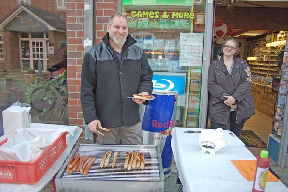 Spiele und frisch gegrillte Würstchen – „games & more“ - ein willkommener Zwischstopp auf der Kulturtour.