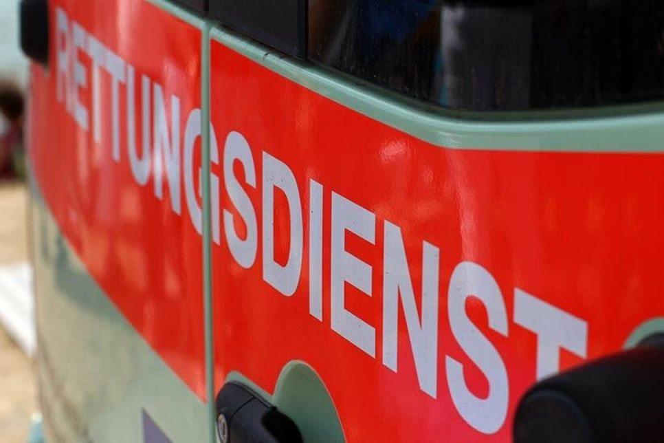 Luca erblickt im Krankenwagen mit polizeilicher Hilfe das Licht der Welt.