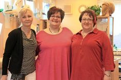 Ob Schnitte, Farbe oder Pflege - Sybille Oldenburg, Andrea Bruhn und Anita Schumann (v. lks.) entwickeln mit hochwertigen Produkten den perfekten Look.