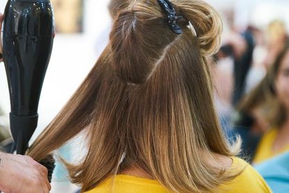 Auch im Kreis Ostholstein gelten strenge Auflagen, sobald die Friseurbetriebe wieder öffnen dürfen.
