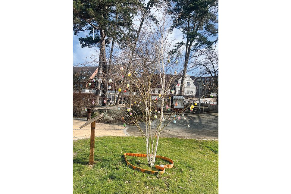 GGS-Strand Europaschule und Jugendfeuerwehr Timmendorfer Strand: Gemeinsames Ostereier bemalen