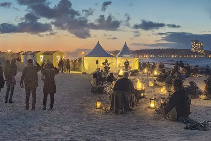 „Hygge am Meer“: Winterliches Strandgefühl feiert Premiere in Niendorf/Ostsee