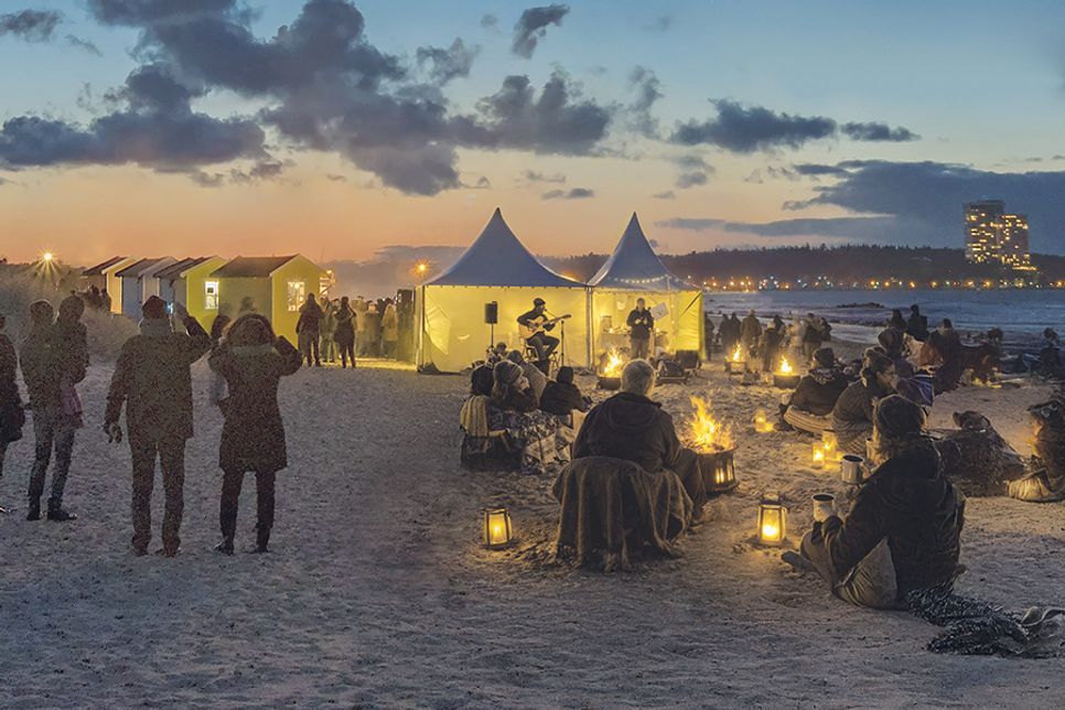„Hygge am Meer“: Winterliches Strandgefühl feiert Premiere in Niendorf/Ostsee