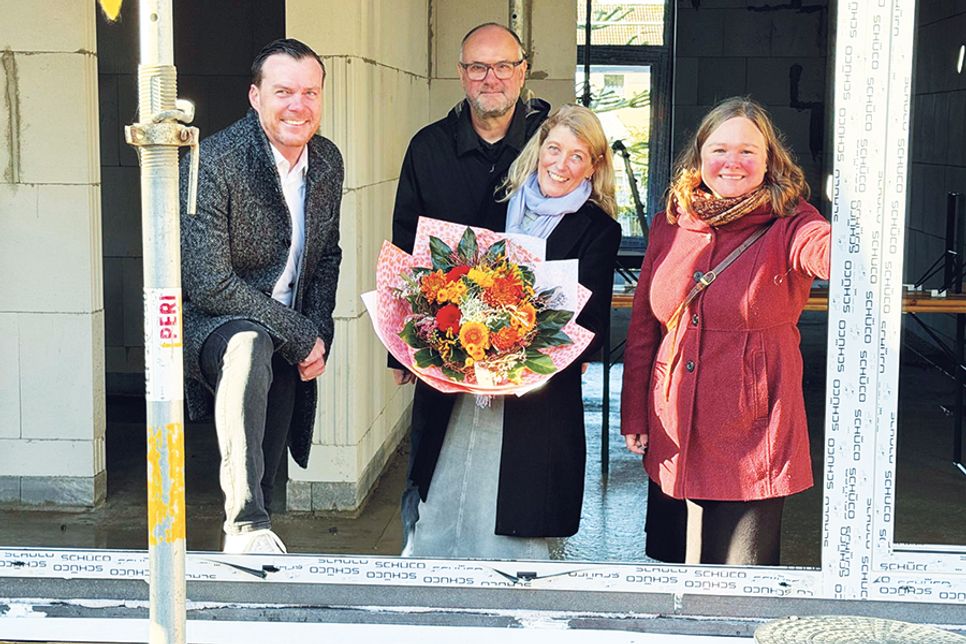 Gemeinde investiert rund 1,7 Millionen Euro: Richtfest für die Erweiterung der Kita „Sonnenstrahl“ in Ratekau