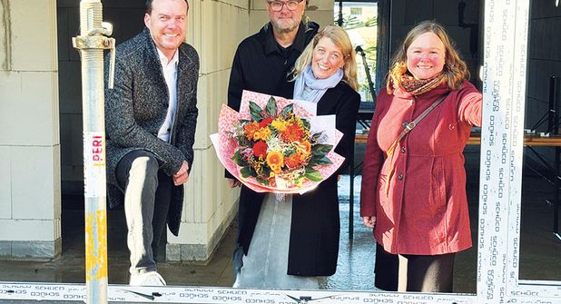 Gemeinde investiert rund 1,7 Millionen Euro: Richtfest für die Erweiterung der Kita „Sonnenstrahl“ in Ratekau
