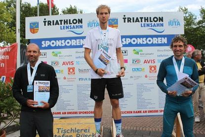 Podium der Triple-Männer: Thorsten Eckert, Tomasz Maksymowicz, Richard Jung (v. lks.).
