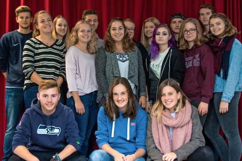 Das Theaterensemble des Küstengymnasiums Neustadt.