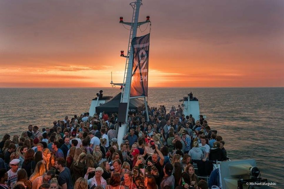 MS KOI - Sunset Cruise