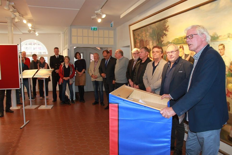 1. Vorsitzender des Museumsvereins Uwe Muchow begrüßte die Besucher.