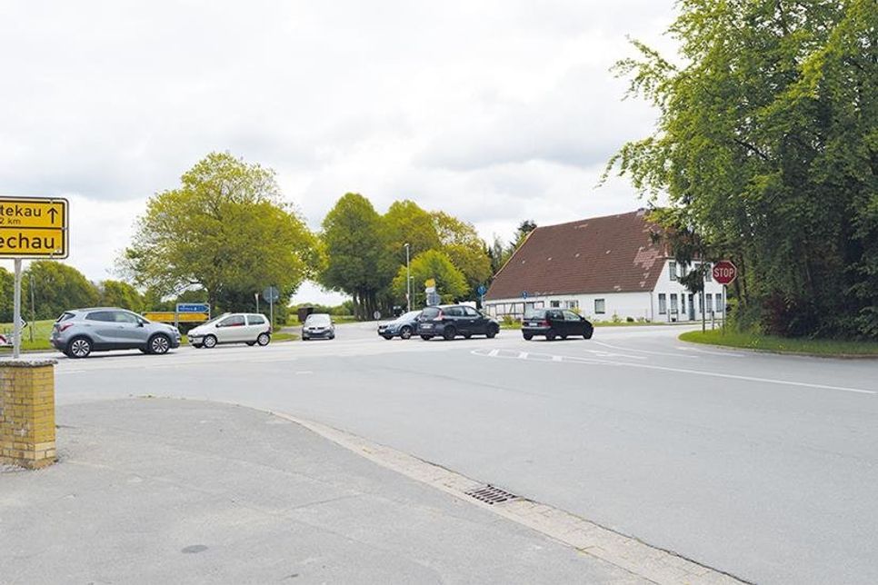 Für die Kreuzung in Techau, von der es nach Ratekau, Pansdorf und Bad Schwartau  geht, könnte sich die SPD Ratekau eine ähnliche Lösung vorstellen und bringt heute im Ausschuss für Umwelt, Natur und Energie einen entsprechenden Antrag ein.