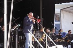Traditionell findet am Donnerstagabend das kostenfreie „Warm up-Konzert“ zur „JazzBaltica“ mit Nils Landgren und der OGT-Big Band auf dem Timmendorfer Platz statt. (Foto: TSNT)