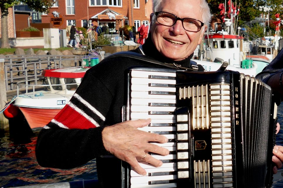 Maritime Lesung mit Musik von See.