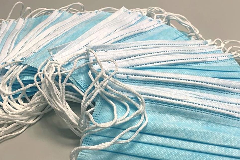 Im Januar sollen verschiedene Einrichtungen im Land rund 9,7 Millionen kostenlose Masken erhalten.