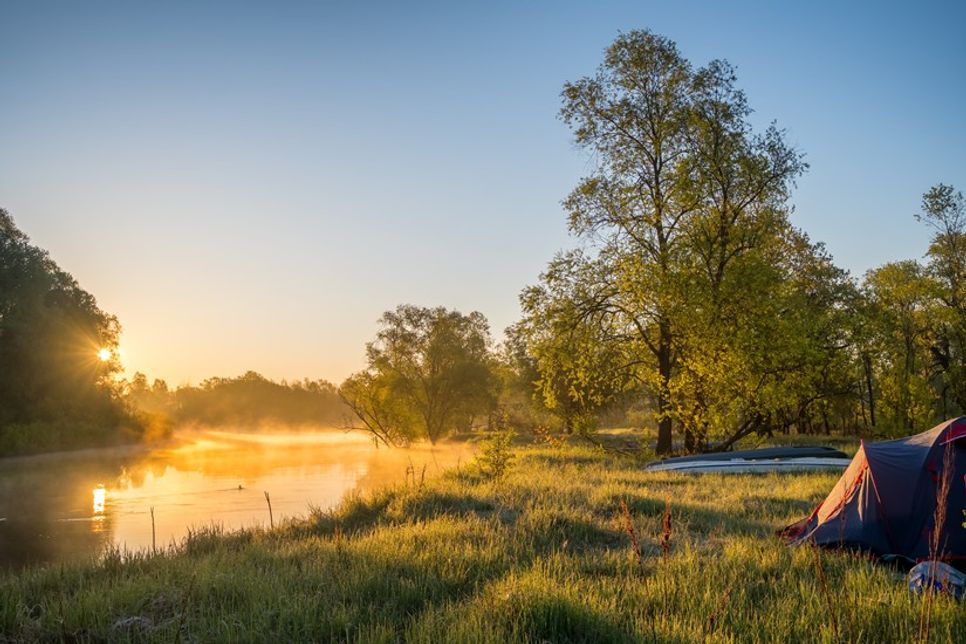 Nachhaltiges Camping bedeutet oft, mit weniger mehr vom Urlaub zu haben.