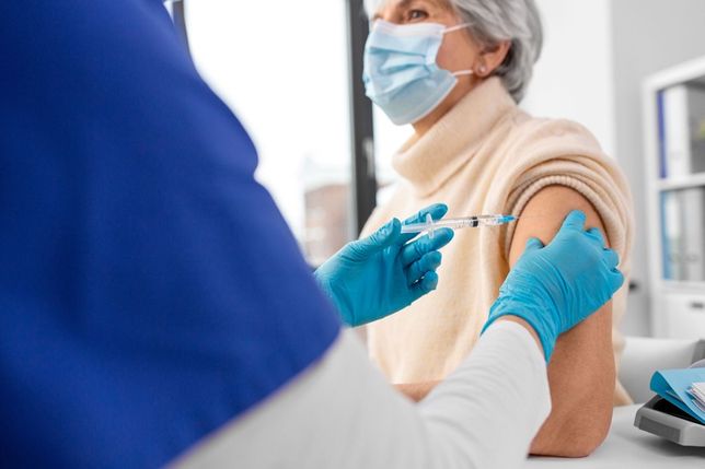 Der Kreis Ostholstein bietet in Eutin, Oldenburg und Bad Schwartau kostenfreie Grippeschutzimpfungen an.