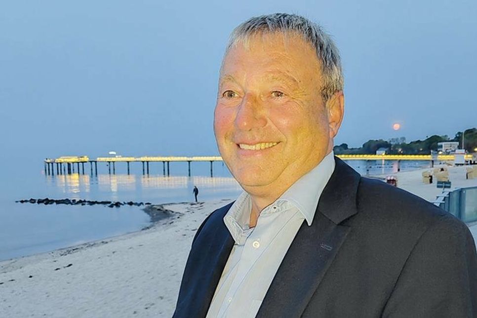 Der langjährige Fachbereichsleiter Martin Scheel geht auf eigenen Wunsch vorzeitig in Altersteilzeit und im Sommer 2024 in Pension.