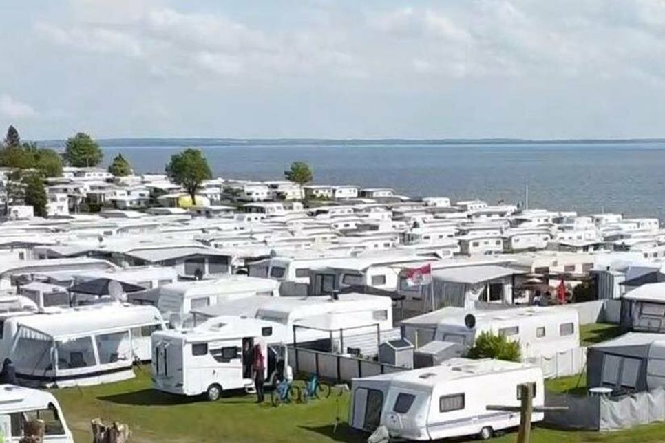 Auf die Camper in Neustadt kommt ab 2024 eine Stellplatzsteuer in Höhe von 9 Prozent der jährlichen Stellplatzmiete zu.