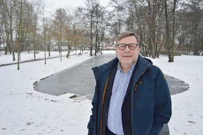 Lars Dietrich wirft bei der Bürgermeisterwahl in Stockelsdorf seinen Hut in den Ring.