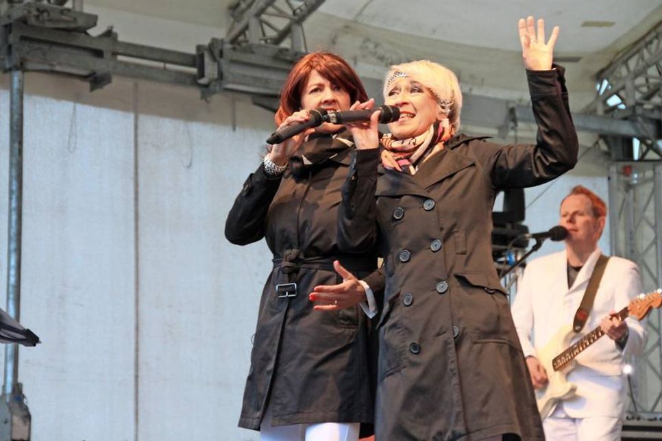 Die Hamburger brachten mit den größsten Hits der schwedischen Popgruppe ABBA die 70er Jahre an den Nordstrand.