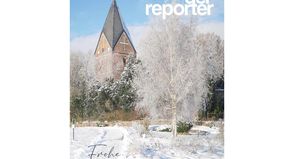Verschneite Wege, glitzernde Bäume und die markante Basilika von Altenkrempe im Hintergrund: Dieses stimmungsvolle Wintermotiv steht exemplarisch für die Schönheit Ostholsteins in der kalten Jahreszeit. Für unsere Weihnachtsausgabe 2025 suchen wir die schönsten hochformatigen Winter- und Weihnachtsfotos aus der Region.
