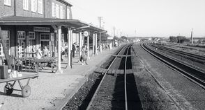 Autofreier Sonntag in Timmendorfer Strand: 100 Jahre Bäderbahn am 31. Mai