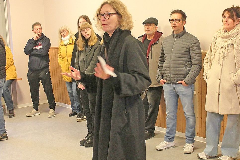 Swantje Meininghaus setzt sich mit einer Unterstützergruppe für einen attraktiven Dorfmittelpunkt in Süsel ein.