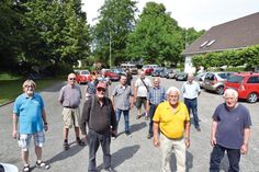 Mit einer ganzen Reihe historischer Fahrzeuge macht sich der Preetzer Oldtimerstammtisch bei sonnigem Wetter gern zu Ausfahrten auf den Weg.