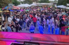 Trotz des kalten Windes ein richtig schönes Fest.