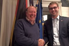 Sebastian Schmidt (re.) übernimmt den Fraktionsvorsitz von Friedrich-Karl Kasten ab Januar 2018.