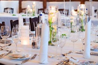 Vicky und Florian Langenstraß bieten ihren Gästen vom All-inclusive-Hochzeitspaket bis hin zum Baukastensystem alles für die perfekte Feier.