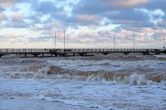 In Dahme zeigte sich die Ostsee noch von ihrer rauen Seite.
