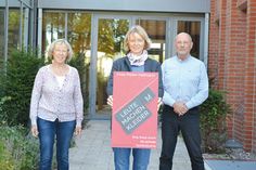 Sabine Gall-Gratze (v.l.), Gudrun Dietrich, Wilhelm Fritzen - alle weitestgehend in fairer Kleidung.