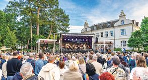 „OstseeTalent goes music 2026“: Großes Finale am 17. Juli auf dem Timmendorfer Platz