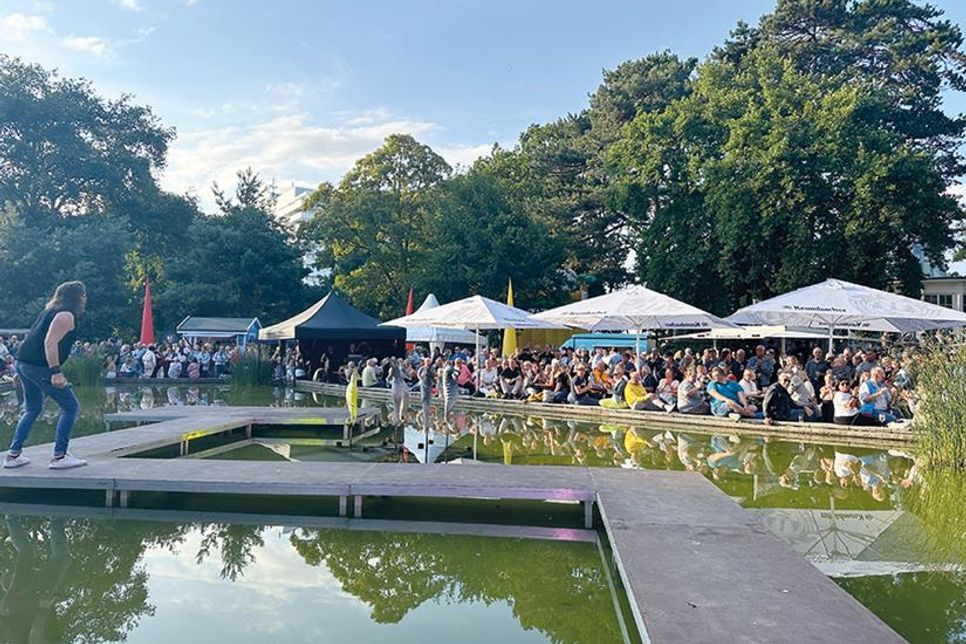 Die Freiwillige Feuerwehr Timmendorfer Strand veranstaltet am kommenden Wochenende wieder ihr traditionelles Sommerfest rund um den Seepferdchenbrunnen.