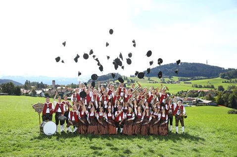 Die Blaskapelle aus dem Oberallgäu wird auf dem europäischen folklore festival ordentlich für Stimmung sorgen.