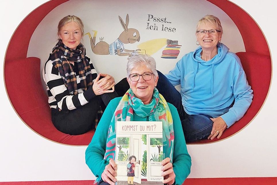 Die Bücherei lebt auch von Menschen, die ehrenamtlich mitmachen. Dazu gehören die Vorlese-Omis Heidi Poth, Margret Galle und Ruth Marquet (von links).