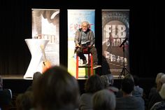 Humorvoll, authentisch, schlagfertig: Klaus E. Spieldenner plauderte aus dem Nähkästchen, las aus seinem aktuellen Buch und trug eigene musikalische Kompositionen vor.