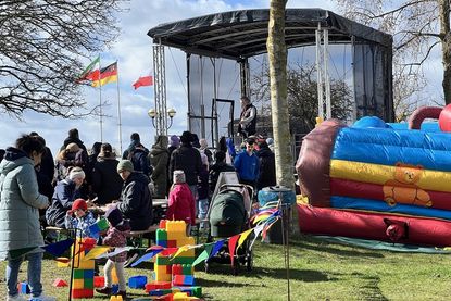 Für die Kinder gab es ein tolles Programm rund um das Strandhaus.