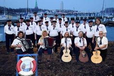 Der Travemünder Shantychor ist zu Gast in der Strandhalle Grömitz.
